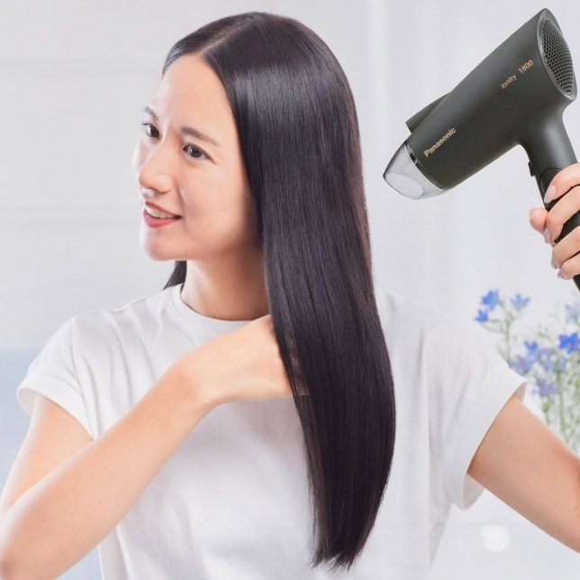 Sử dụng máy sấy tóc để chăm sóc và bảo vệ tóc, đầu